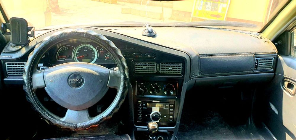 Sotiladi 1.6 malumot telda