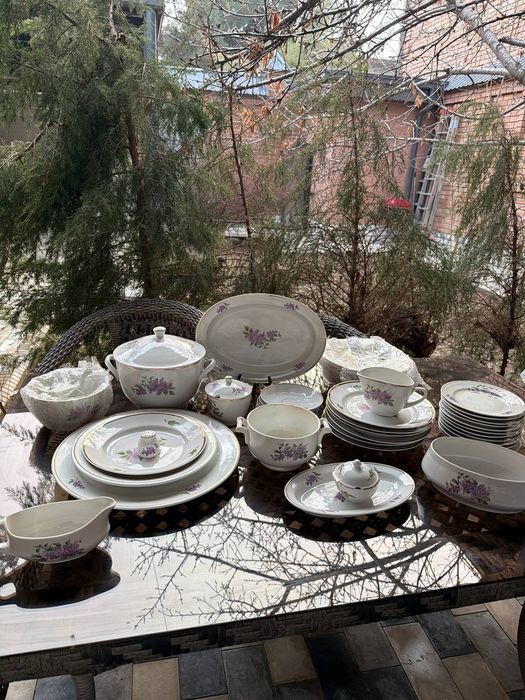 Столовый обеденный сервиз