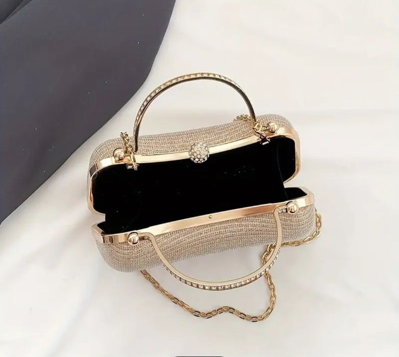 Элегантная мини сумочка с блестками