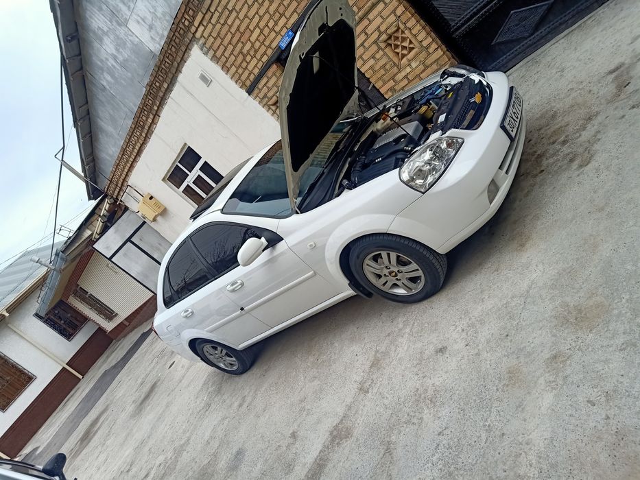 2011 yil 3 pazitsa avtomat