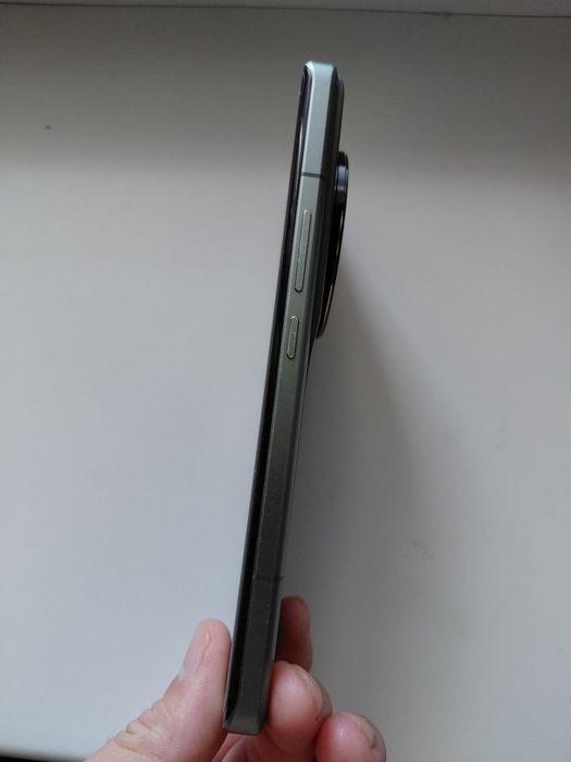 Продам Xiaomi 13 ultra