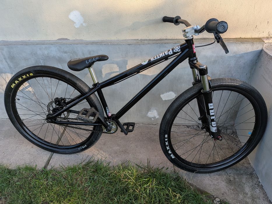 Biciclete full suspension si dirt