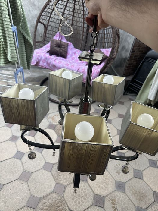 Люстра как новая