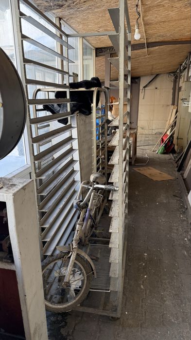 Тележка шпилька для противней