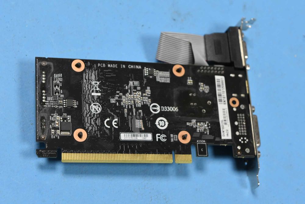 Видео карта Gigabyte 710GT Hdmi VGA DVI - с активно охлаждане