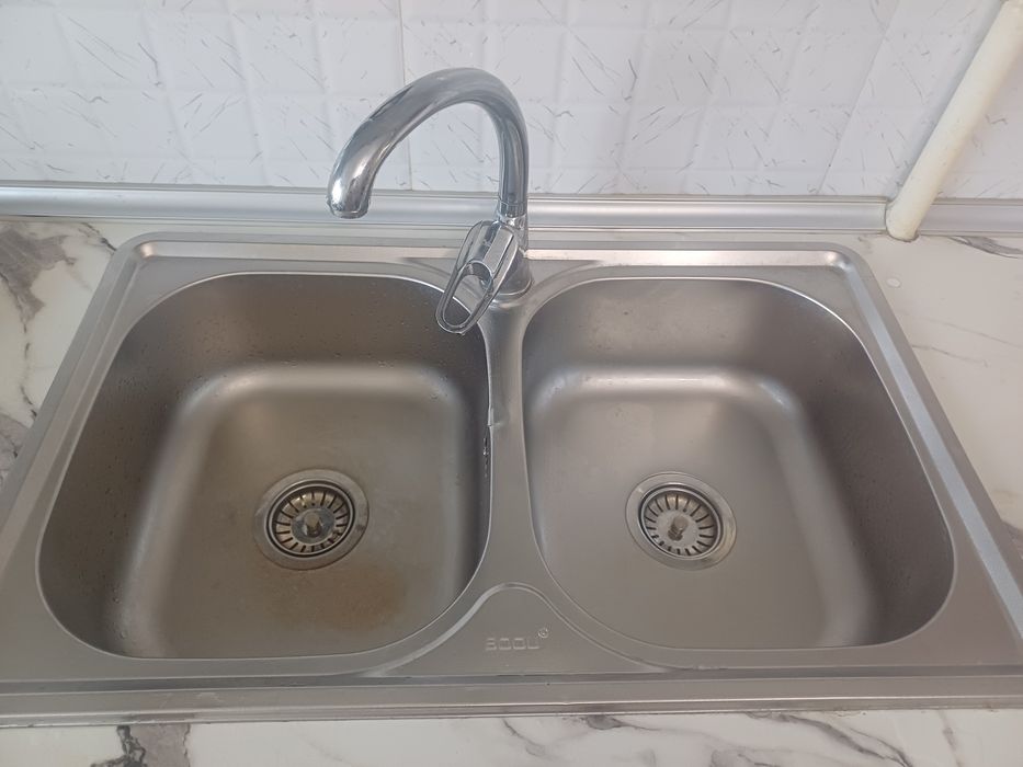 Продам раковину в отличном состоянии