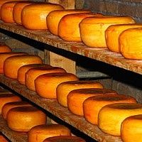 Cașcaval afumat foarte bun