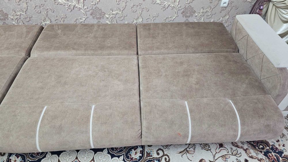 Мягкий диван  уголок
