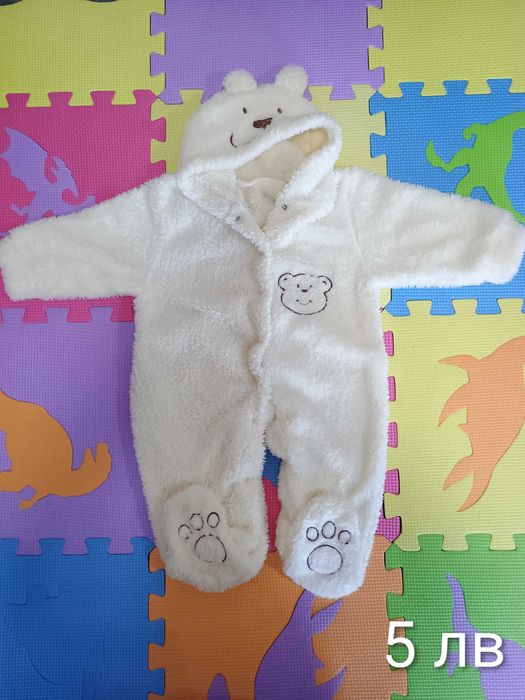 Коледни дрешки за бебе