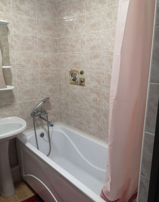 1-но комнатная в центре. Абая