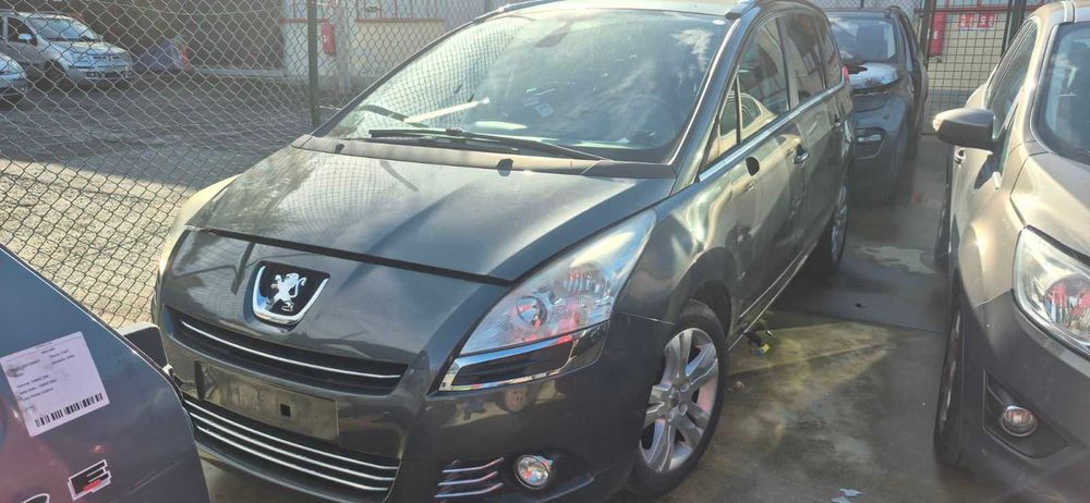 Пежо / Peuegot 5008   2.0 HDI  2012 г. RH02 – само на части