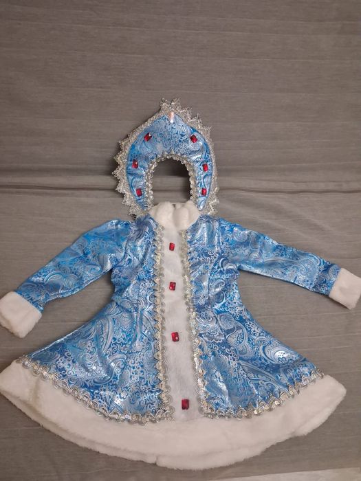 Продам костюм снегурочки