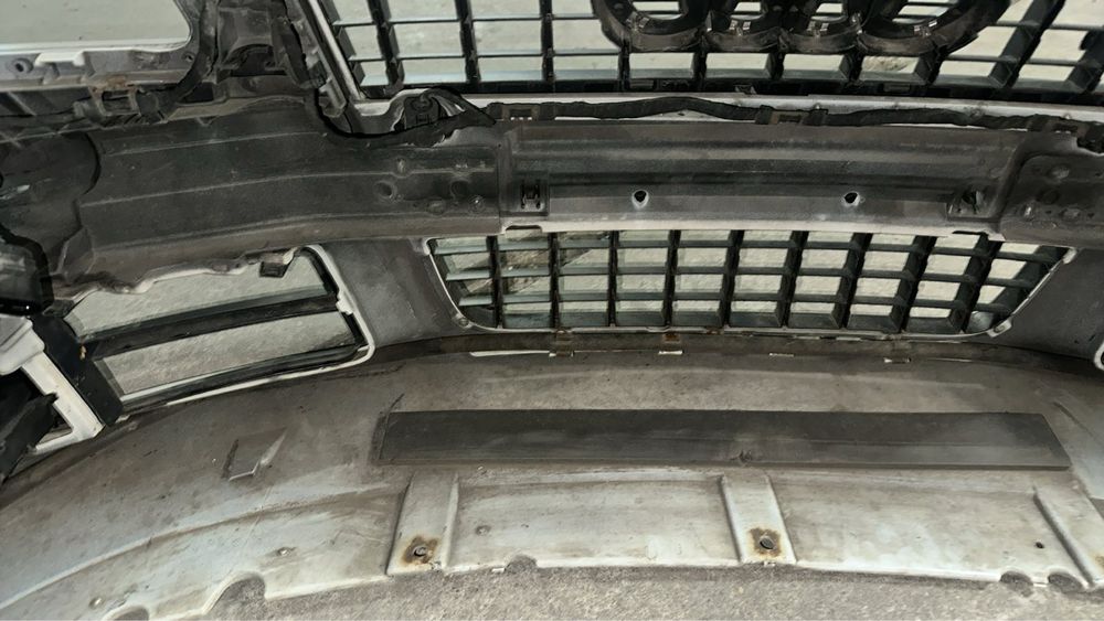 S line предни брони със и без фаромиещо и парктроници в топ състояние!