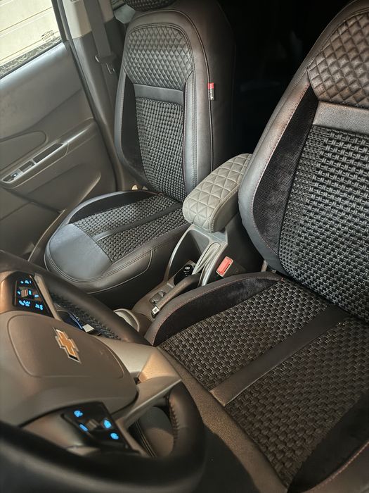 Cobalt oq rangi summit white