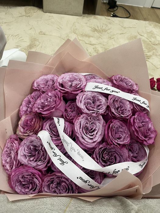 Цветы пионовые розы