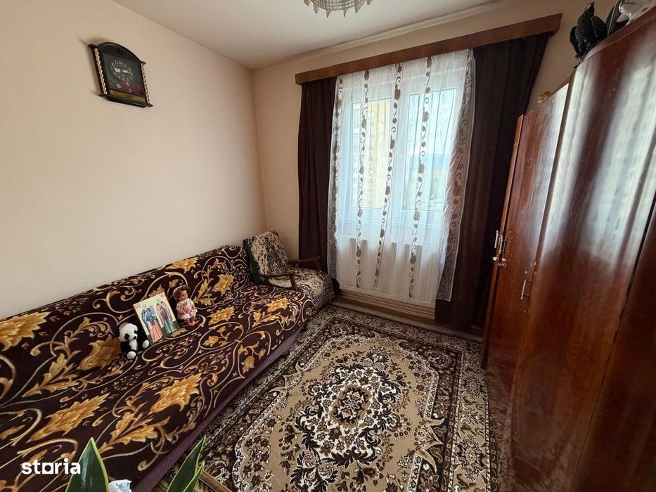 Apartament 2 camere cu balcon zona Vasile Aaron