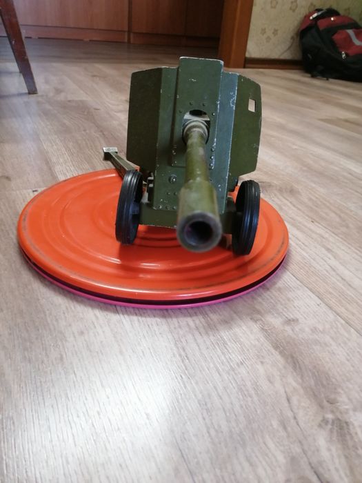 Продам пушку металлическую. СССР