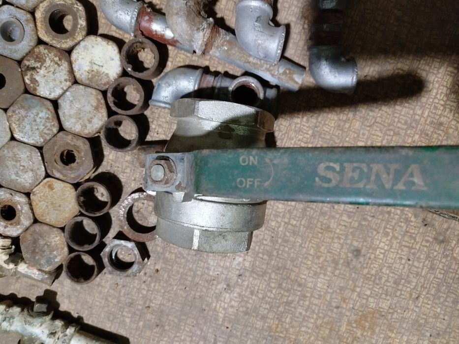 Продам пробки и прочее