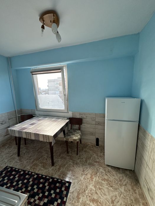 Дава се под наем Едностаен апартамент в Пловдив, Филипово - 43 кв.м за 255 € - Снимка #1