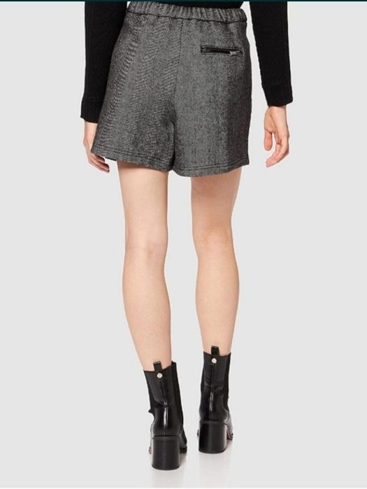 Pantaloni scurți Armani Exchange, mărimea S/M