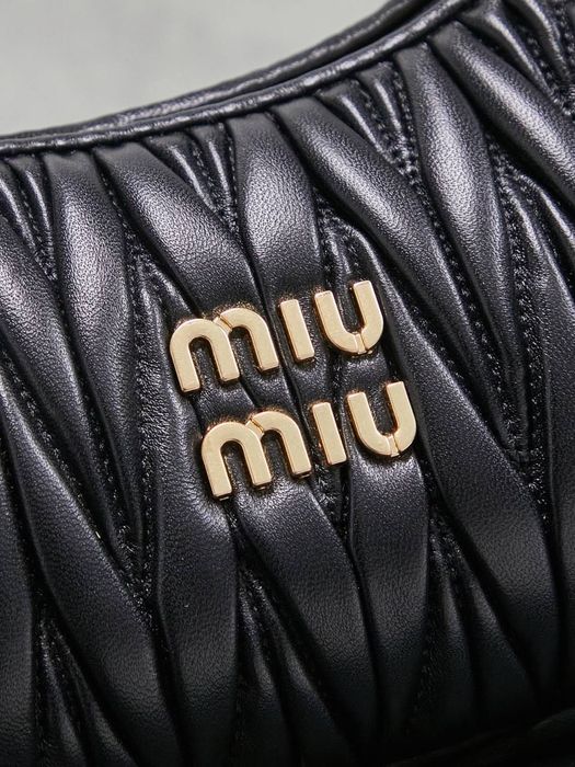 Miu Miu Wander Matelassé Bag – Black