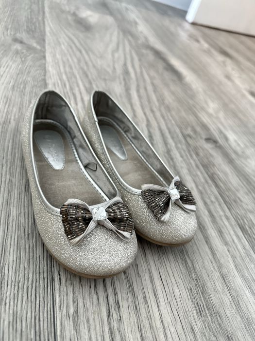 Туфли на девочку 29 размер