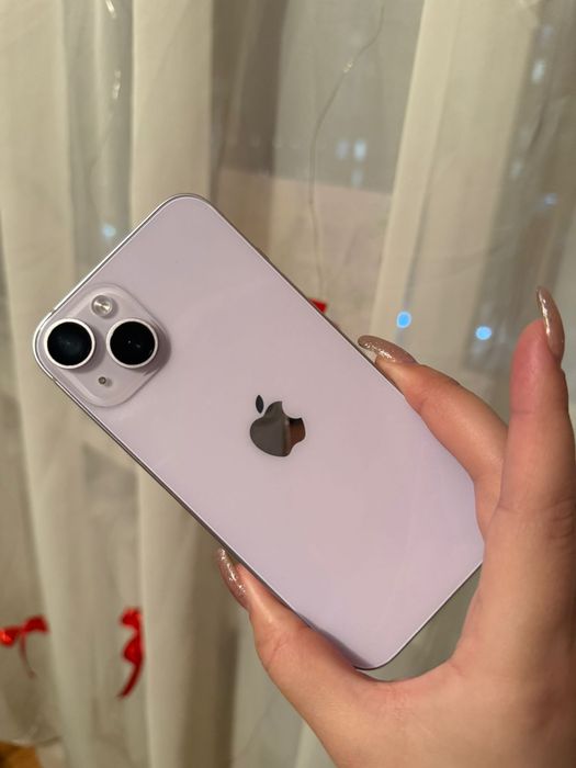 iPhone 14 хорошее состояние