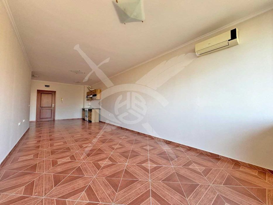 Двустаен - Свети влас