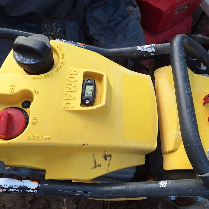 Mai compactor bomag bt 65
