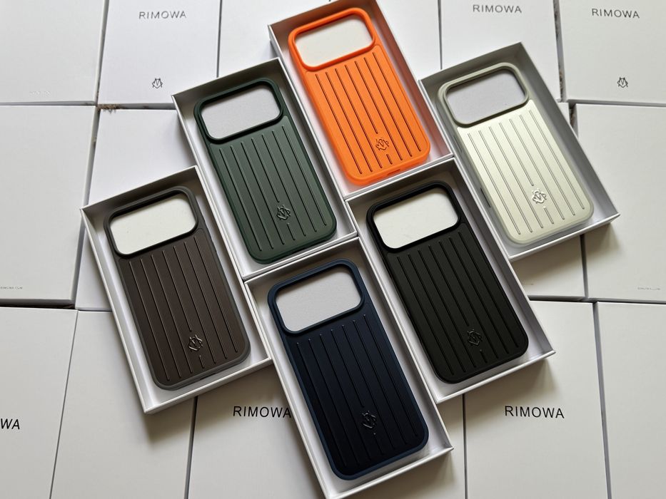 Husa RIMOWA - iPhone 17 Pro Max