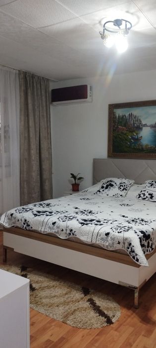 Apartament 2 camere, 50 mp situat pe str. Comuna din Paris, Tg Jiu.