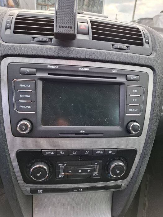 Skoda Octavia 2011 година 1.4 TSI Бензин 122 к.с автоматик DSG