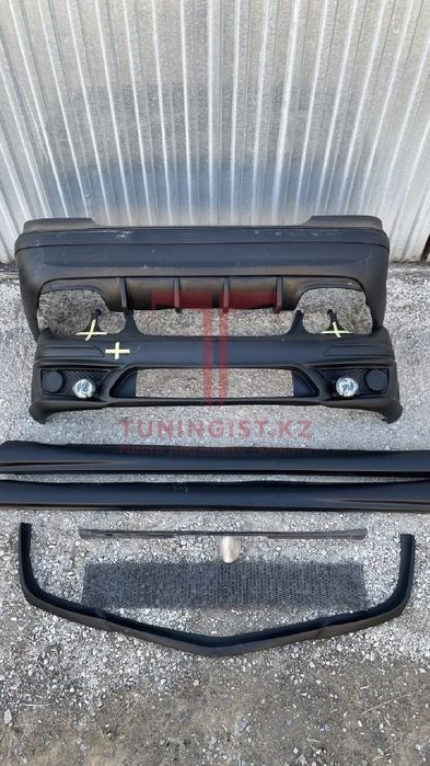 Обвес Мерседес Е 211 от AMG E63 бампера и пороги тюнинг