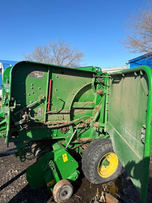 Пресс-подборщик John Deere