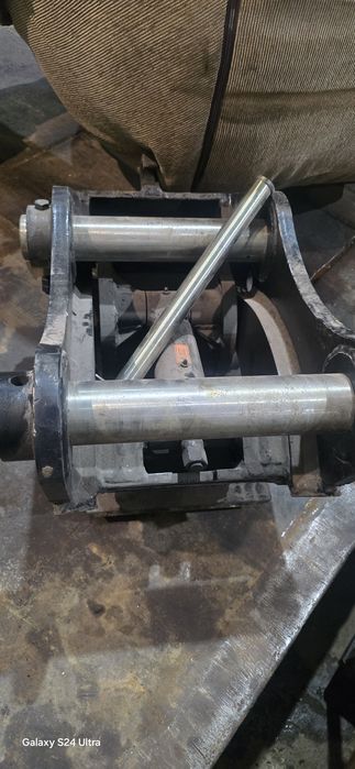 Быстросъем для экскаватора 14-21 тонна