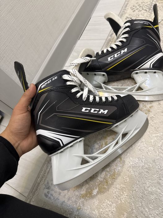 Хоккейные коньки CCm