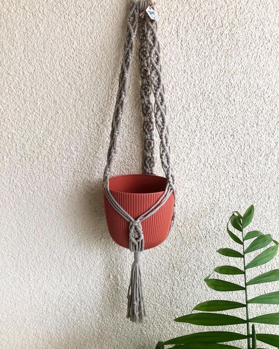 Макраме за висящи цветя