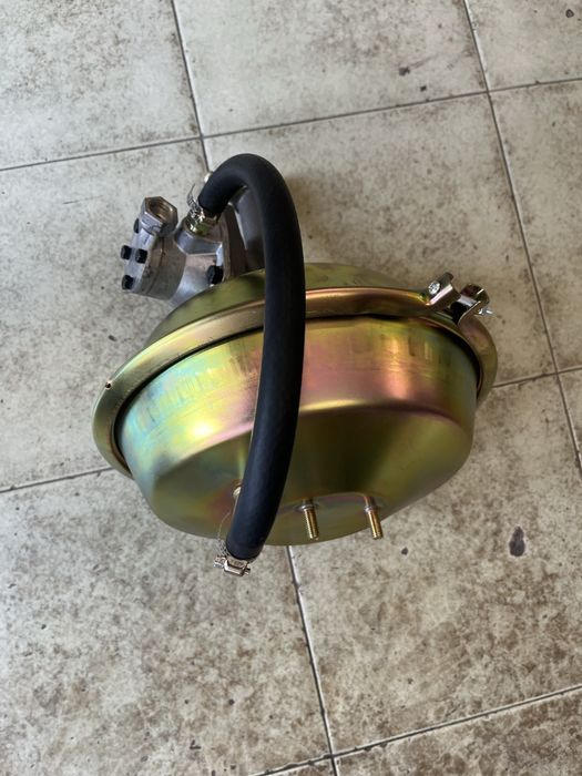 Продавам сервоапарат газ 53 газ 66