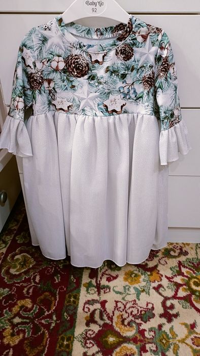 Продам детское новогоднее платье