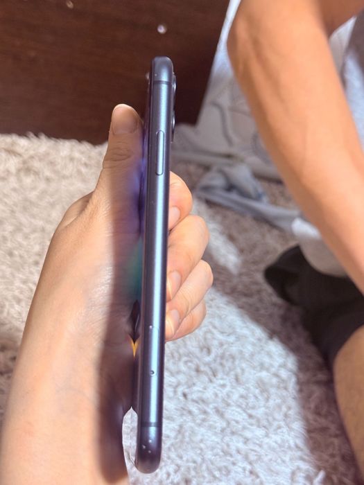 Айфон 11 в хорошем состояний