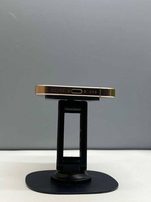 Apple iPhone 16 Pro 256GB, золотистый