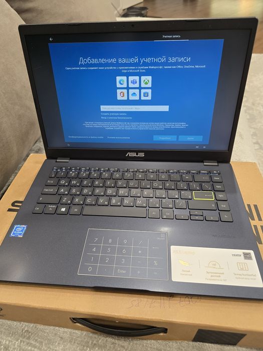 Ноутбук Asus Е 410 М