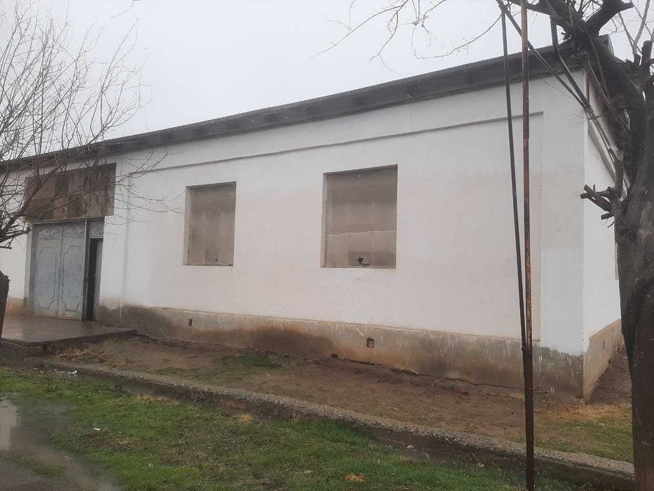 Қарши шаҳар "Наврўз" мфй дан  3 сотих ер сотиладих ер ажратиб сотилади