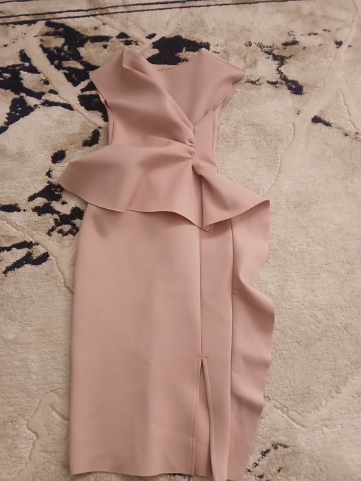 Продаётся платье