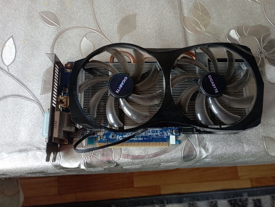 gt650 видиокарту б/у