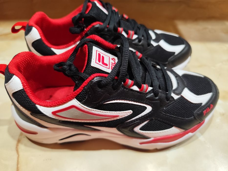 Унисекс маратонки Fila