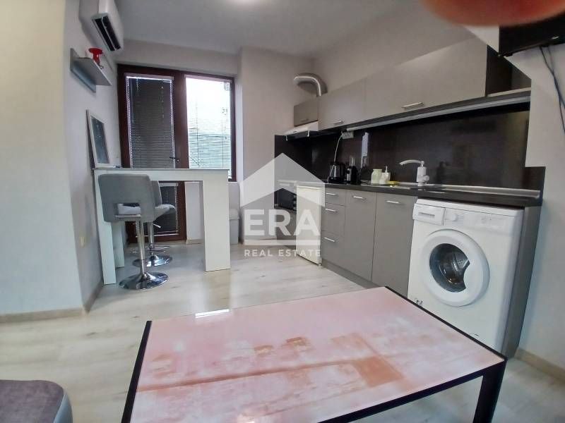 Едностаен, югозападен, обзаведен апартамент под наем Колхозен пазар