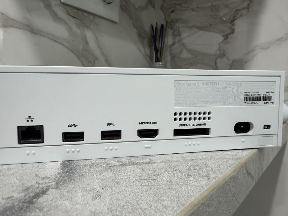 Xbox Series S отличное состояние