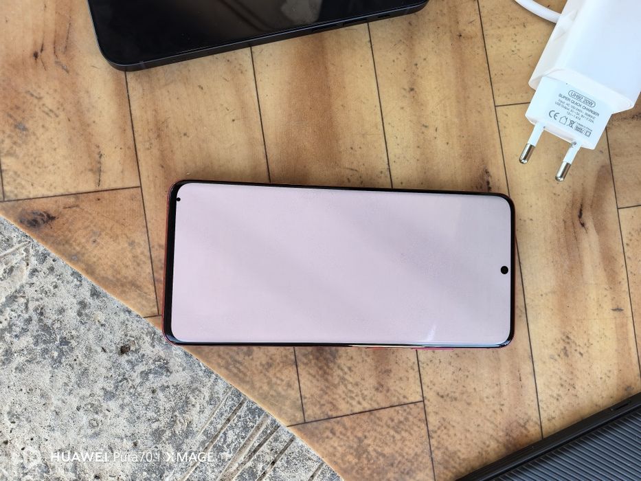 Samsung s20 128гб/8+4гб ОЗУ