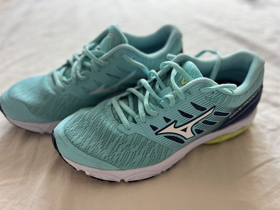 Маратонки Mizuno -намалени